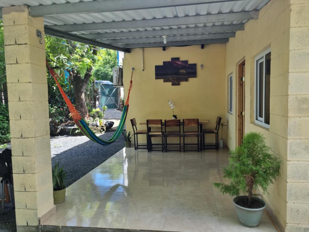 Hostal Camila'S Tamanique Екстер'єр фото