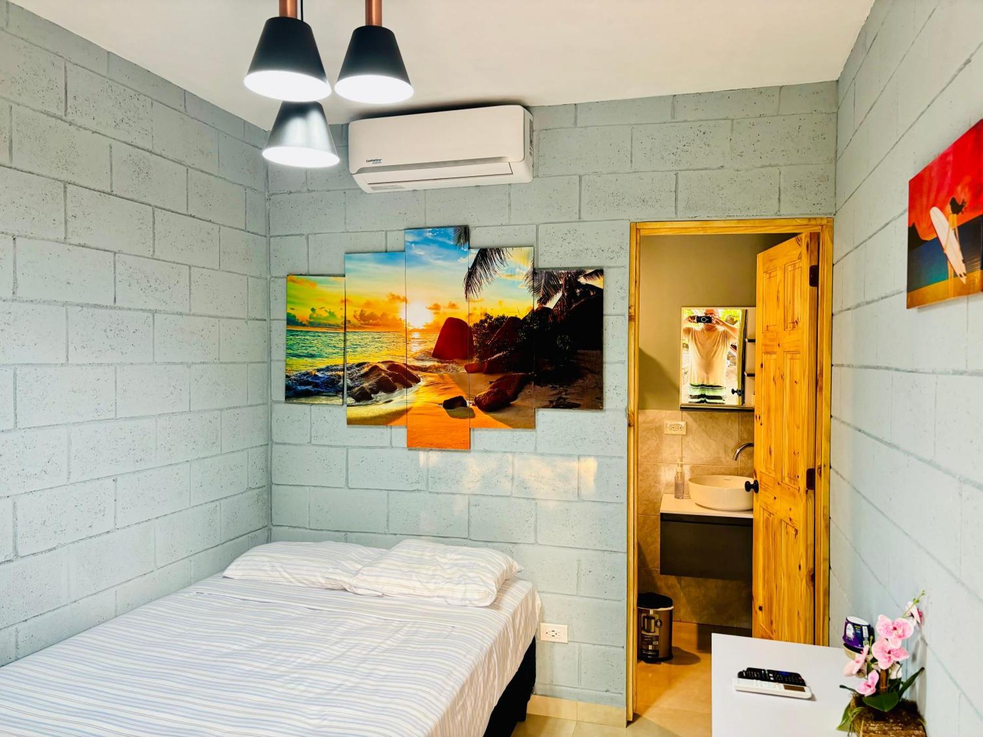 Hostal Camila'S Tamanique Екстер'єр фото