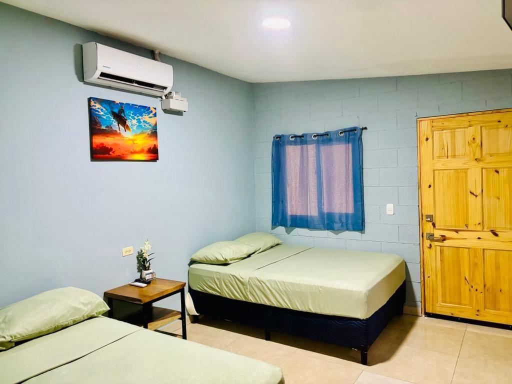 Hostal Camila'S Tamanique Екстер'єр фото