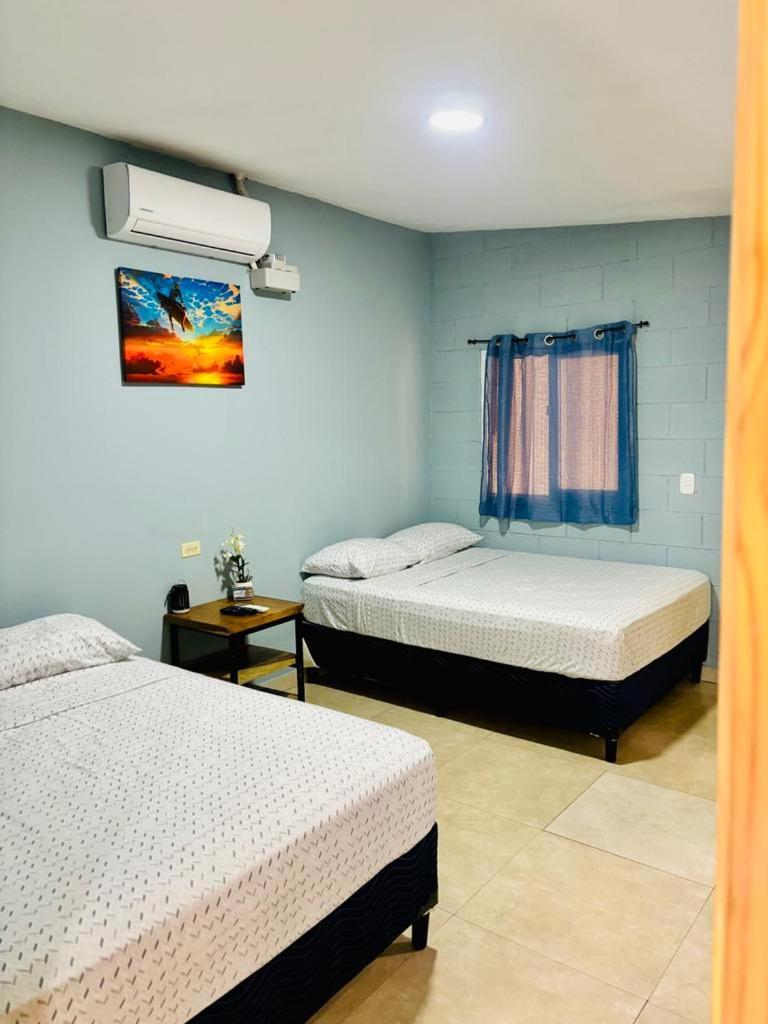 Hostal Camila'S Tamanique Екстер'єр фото
